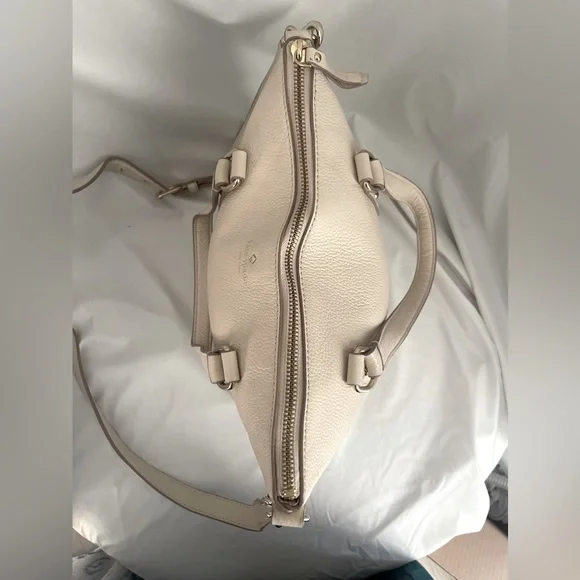 Kate Spade Cream Crossbody - Picture 2 of 4